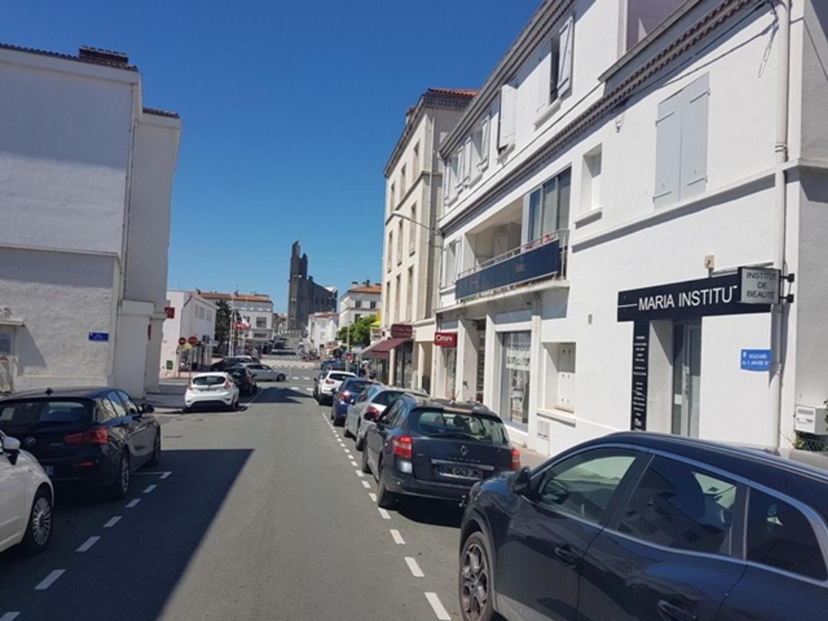 Appartement T3 Confortable A 300M Plage, Terrasse, Proche Commerces Et Marche Central - Fr-1-71-51 رويا المظهر الخارجي الصورة